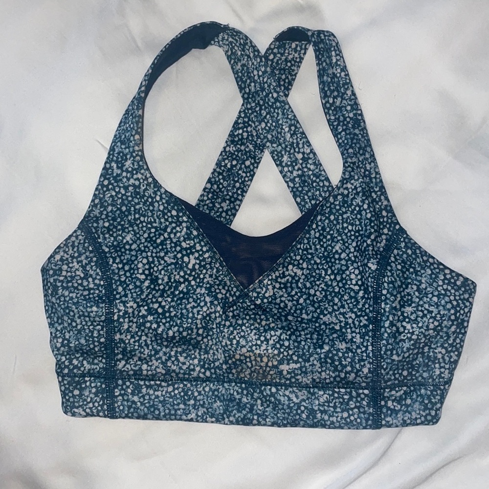 Rare lululemon sports bra
